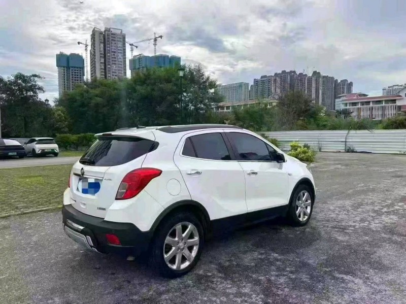 南宁12年别克昂科拉7
