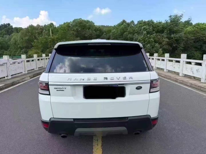 南通16年路虎揽胜运动9