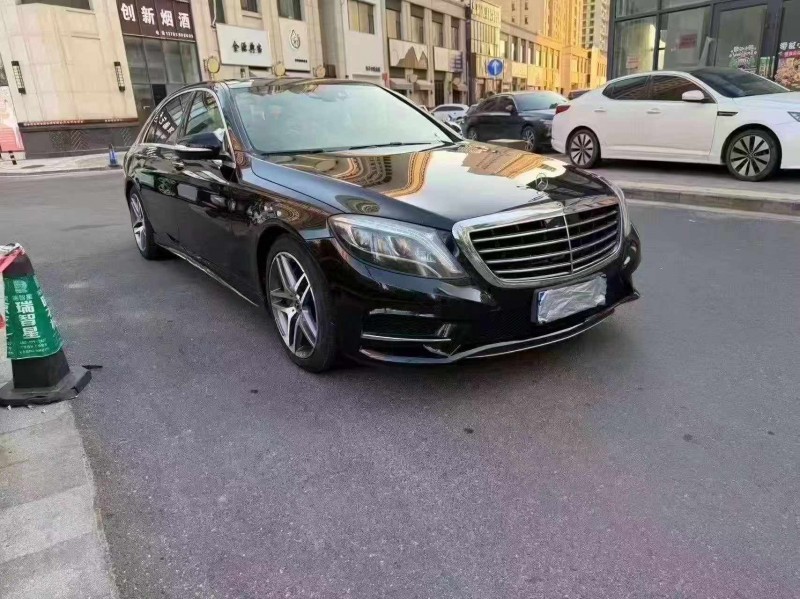 新乡17年奔驰S3