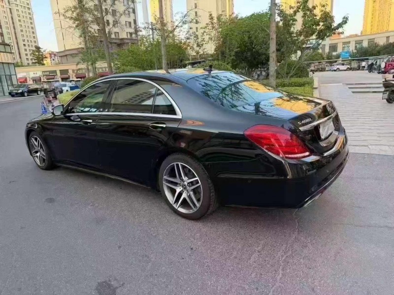 新乡17年奔驰S7
