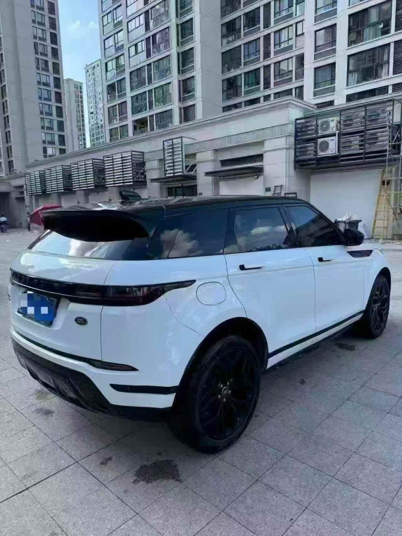 绍兴20年路虎极光7
