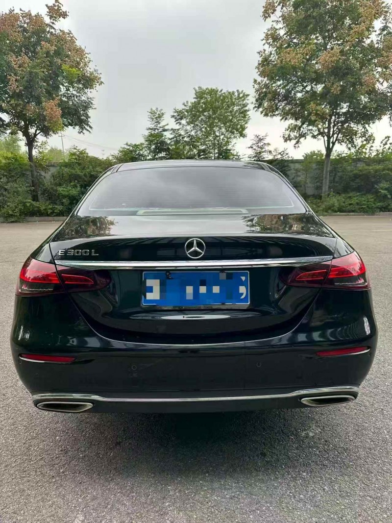 连云港21年奔驰E8