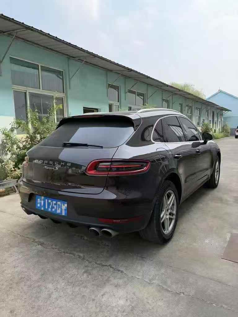 潍坊17年保时捷Macan9