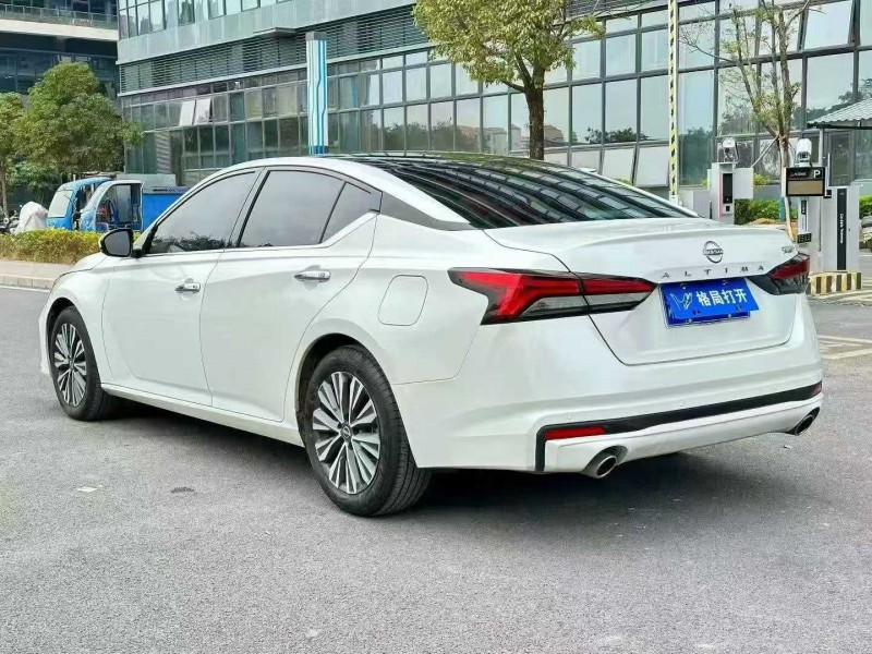 东莞24年日产天籁4