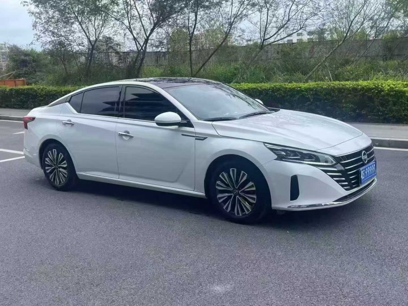 东莞23年日产天籁3