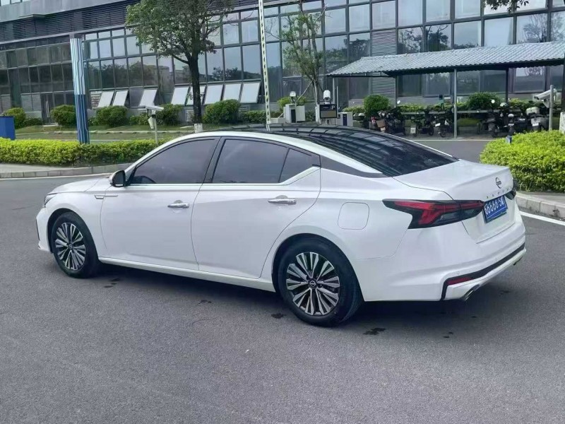 东莞23年日产天籁6