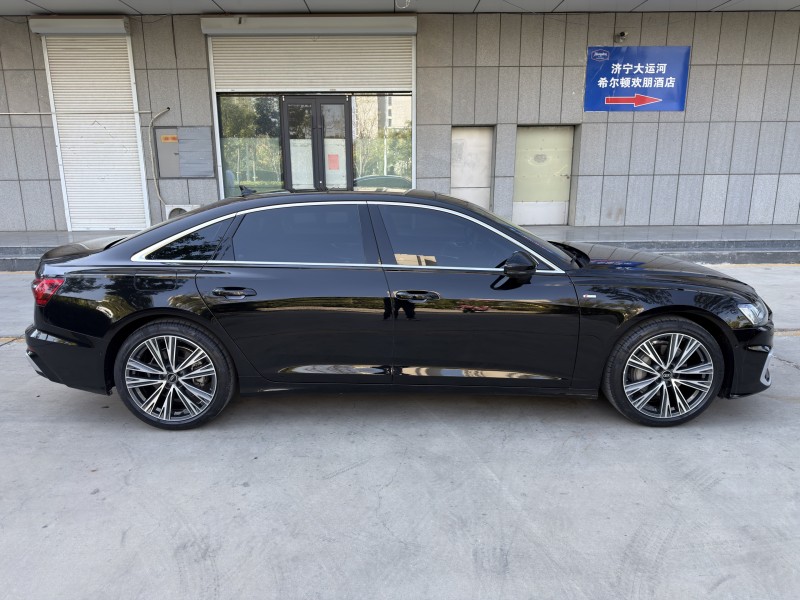 济宁23年奥迪A6L4