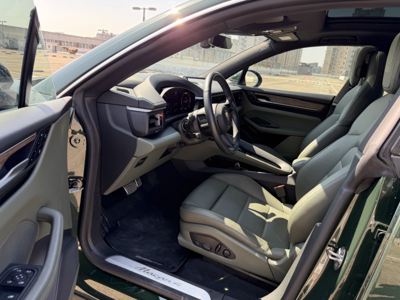 盐城25年保时捷Macan7