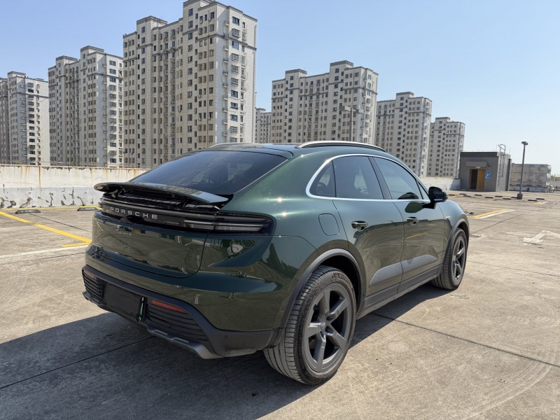 盐城25年保时捷Macan8