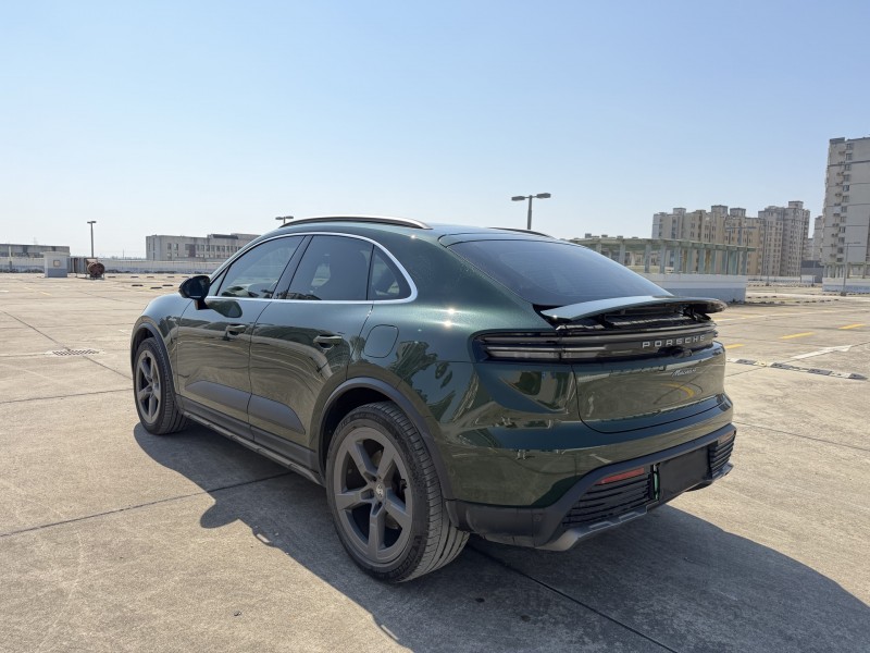盐城25年保时捷Macan9