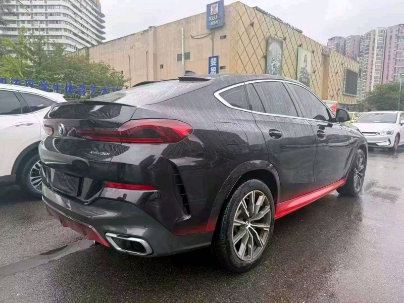 成都22年宝马X64