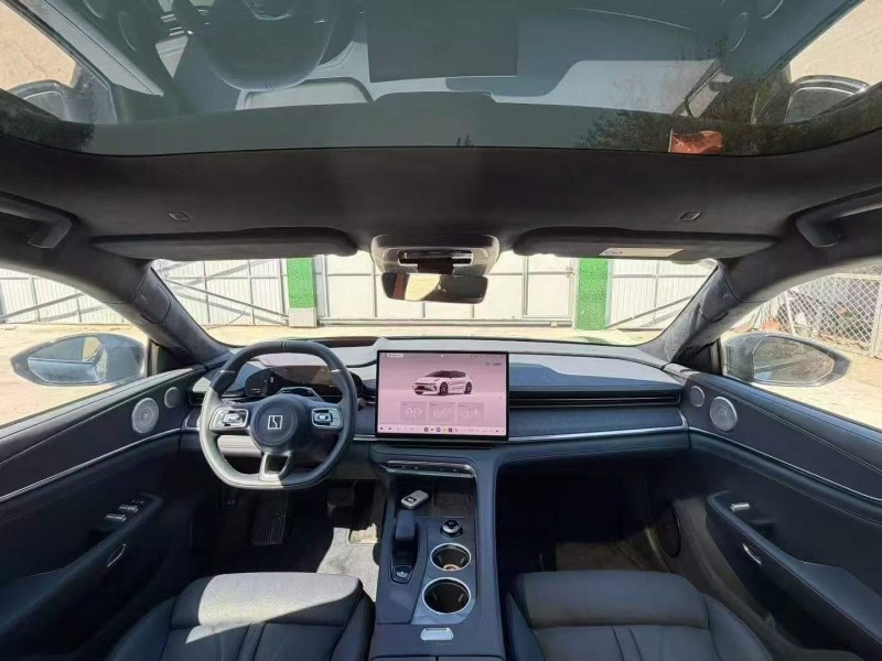 潍坊26年极氪汽车0015