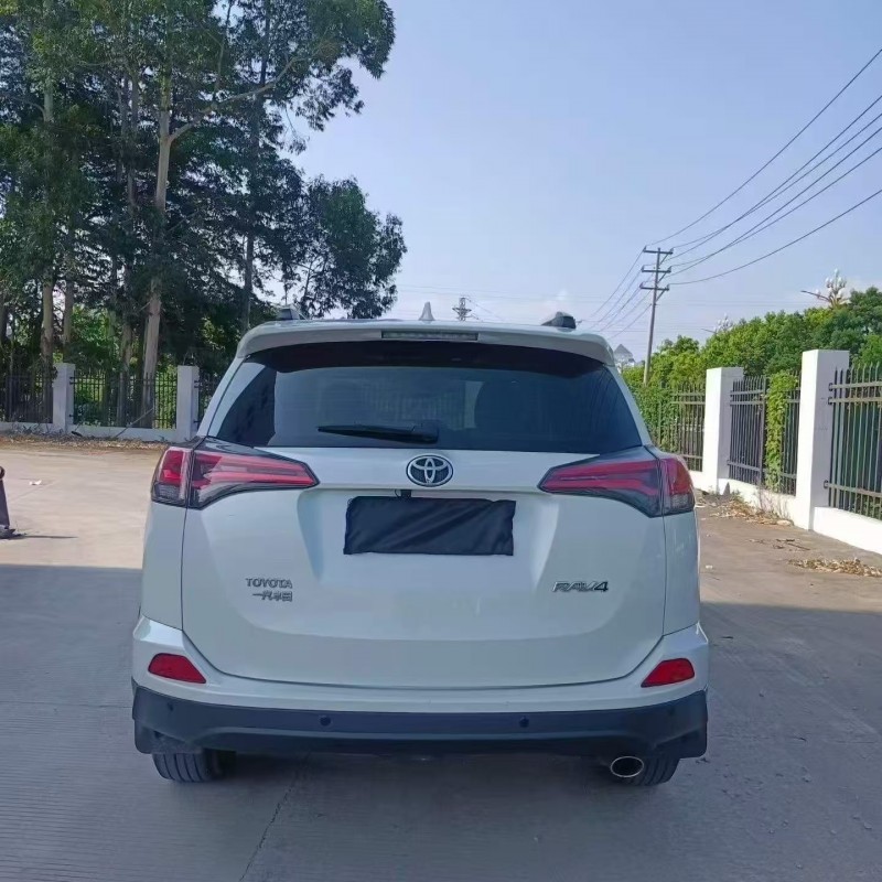 福州19年丰田RAV4荣放8