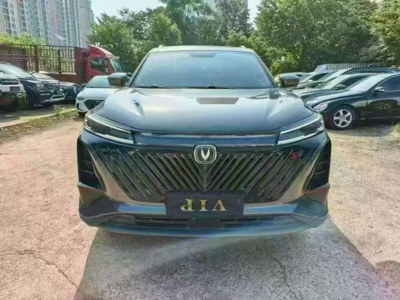 张家界22年长安汽车CS751