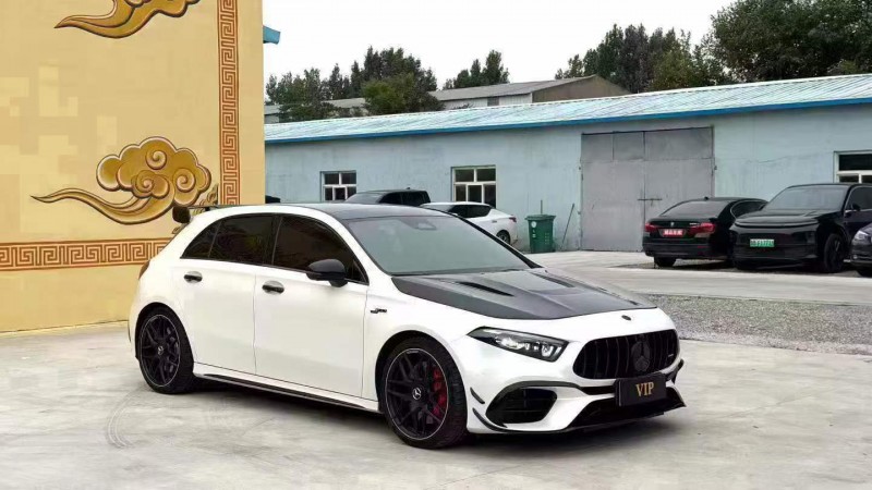 青岛25年奔驰AMG3