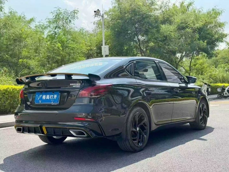 东莞22年名爵66