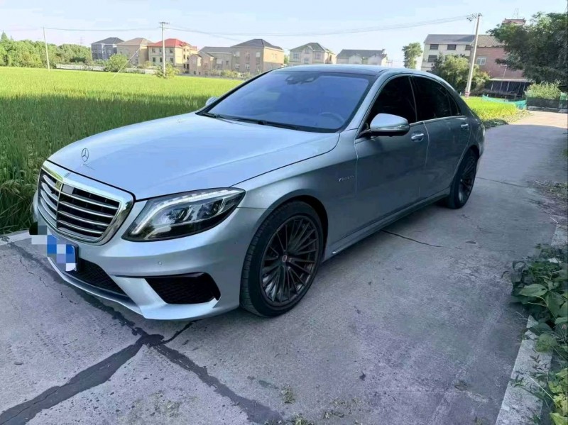 枣庄17年奔驰AMG2