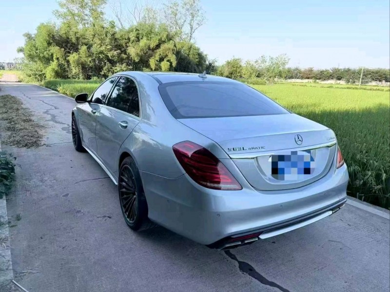 枣庄17年奔驰AMG8