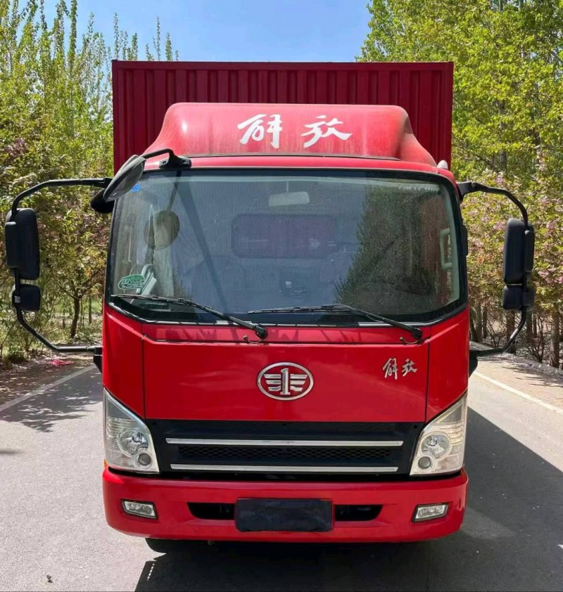 青岛24年解放解放卡车1