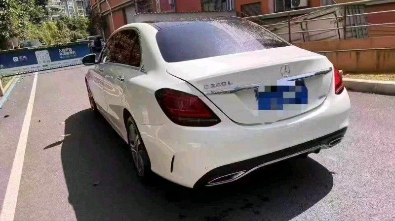 金华20年奔驰C8