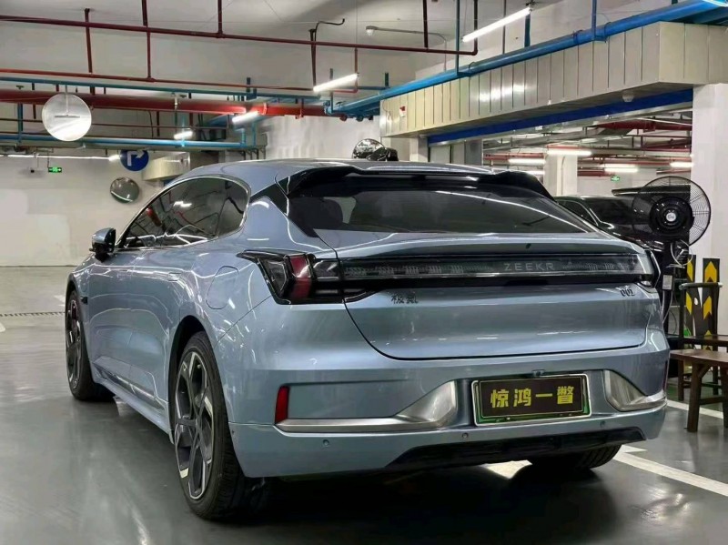 广州23年极氪汽车0017