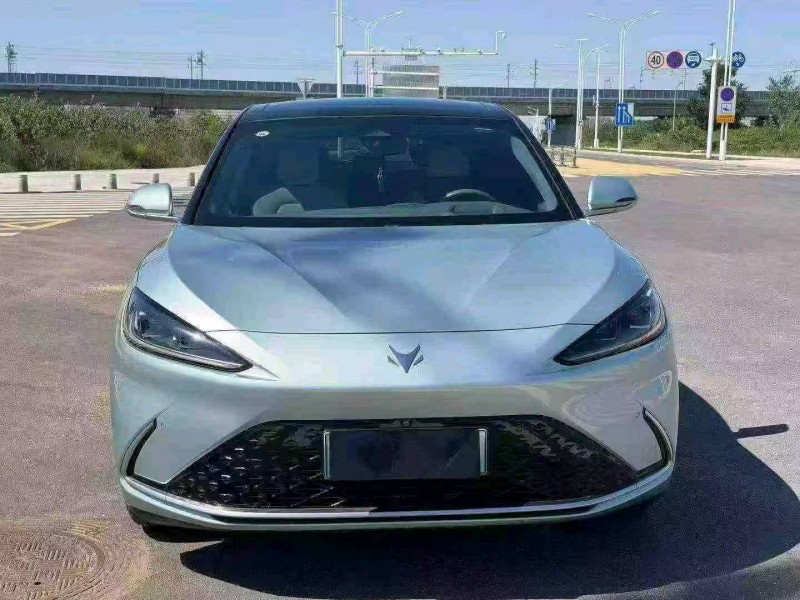 襄阳21年极狐汽车阿尔法1