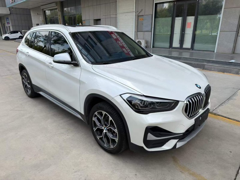济宁22年宝马X12