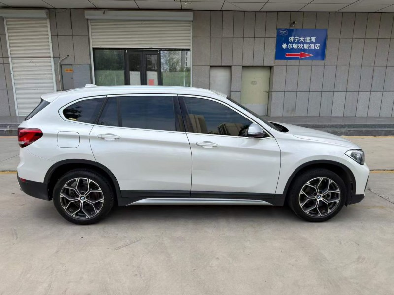 济宁22年宝马X14