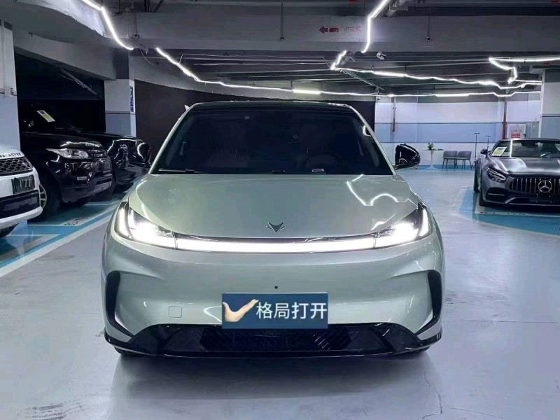 广州25年极狐汽车阿尔法1