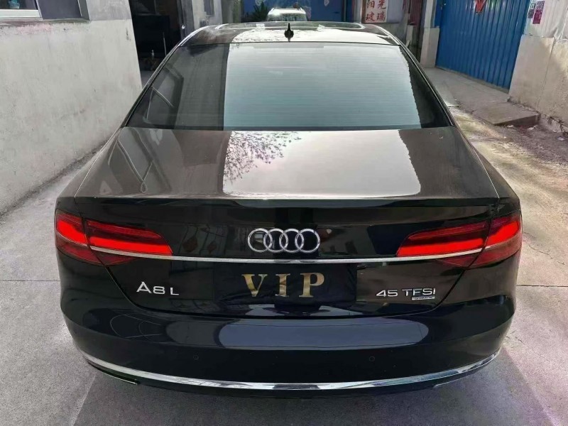 潍坊17年奥迪A8L9