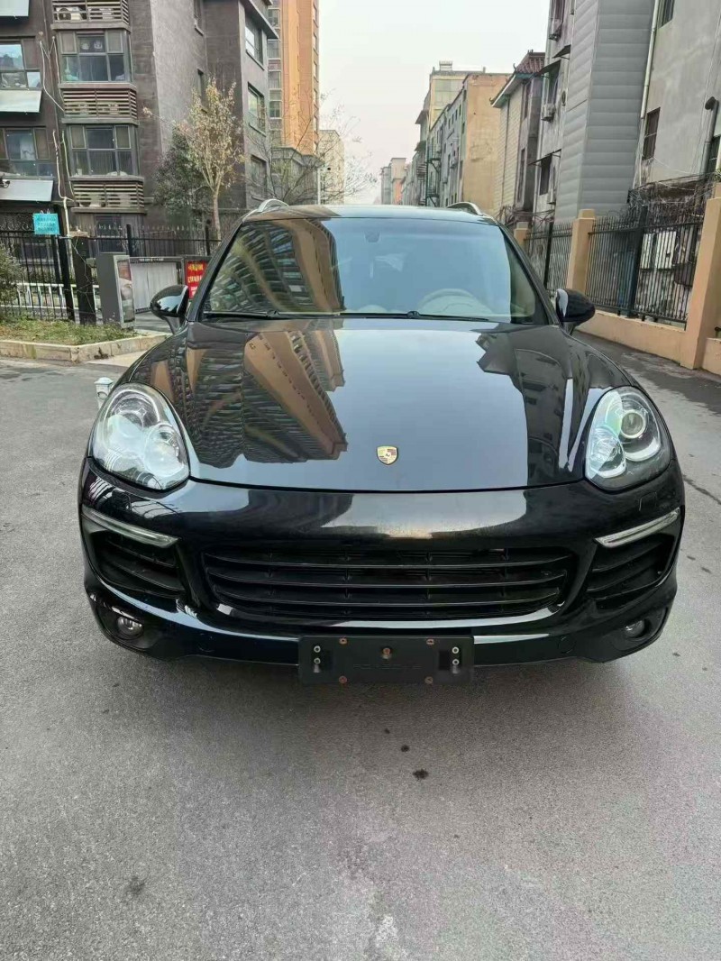 东营15年保时捷卡宴1