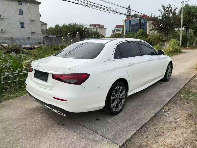 金华22年奔驰E7