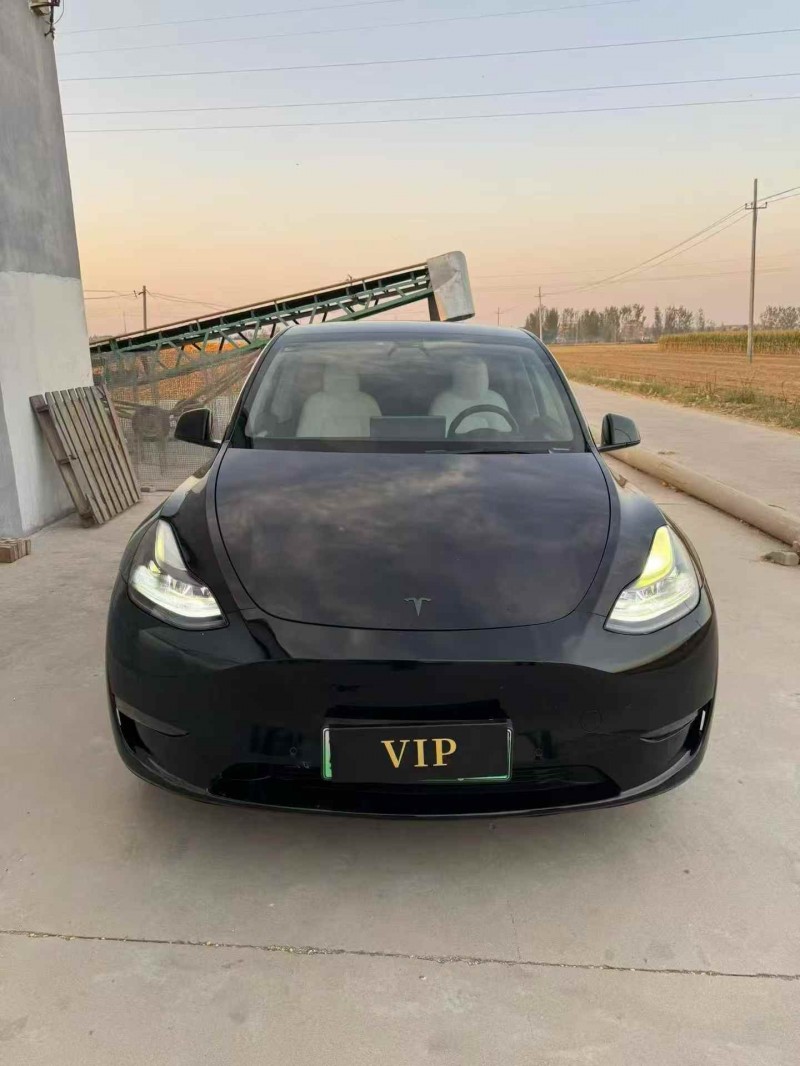 烟台22年特斯拉MODEL Y1