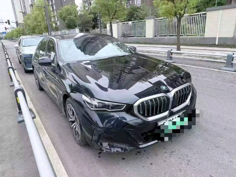 鹰潭24年宝马I52