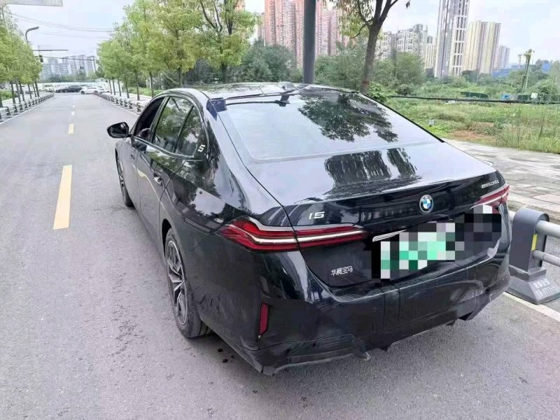 鹰潭24年宝马I58