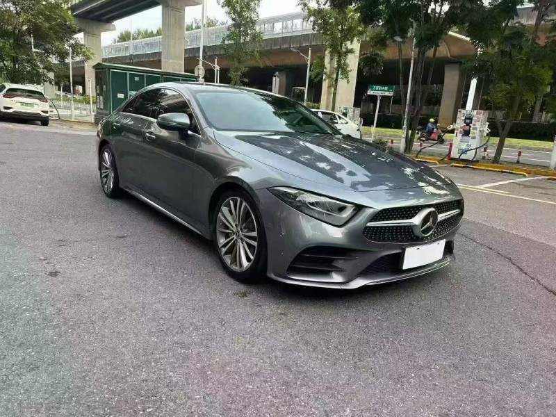 常德21年奔驰CLS3