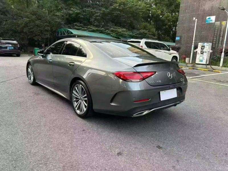 常德21年奔驰CLS7
