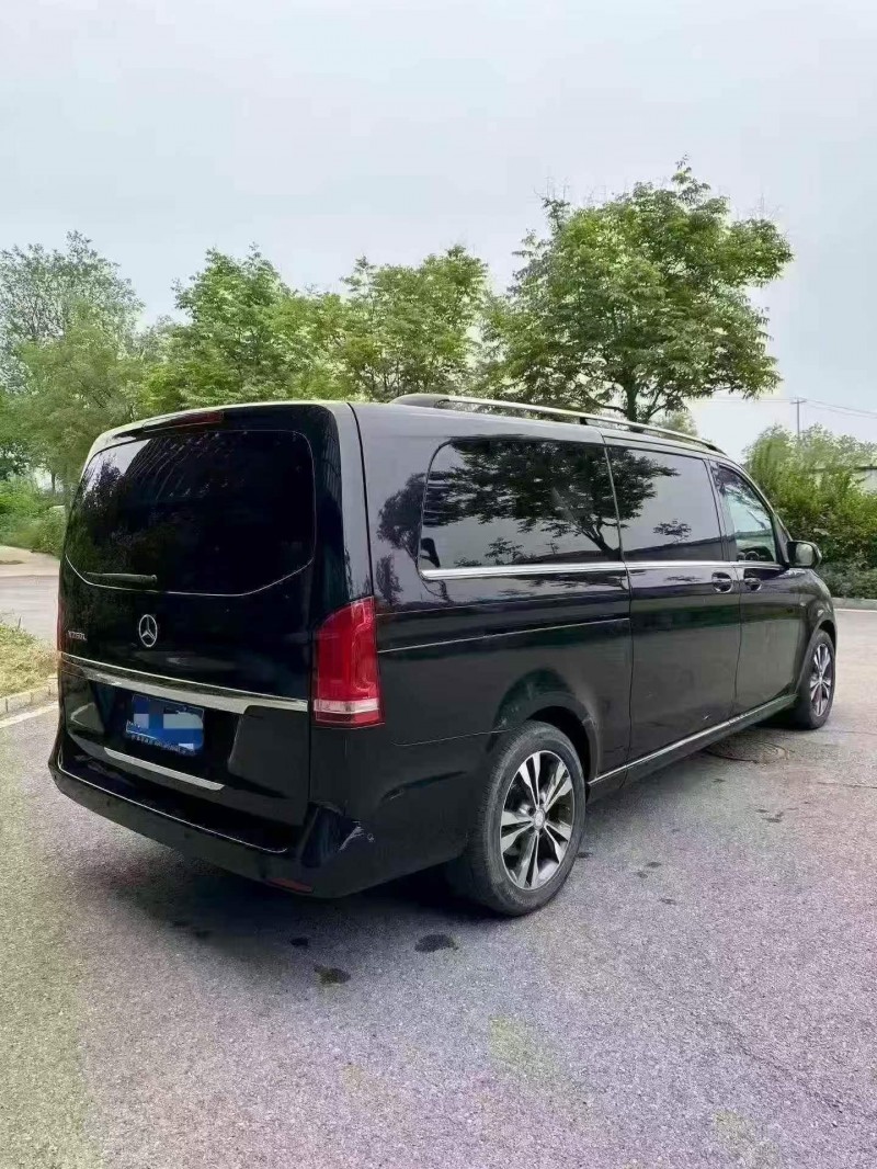 常州17年奔驰V7