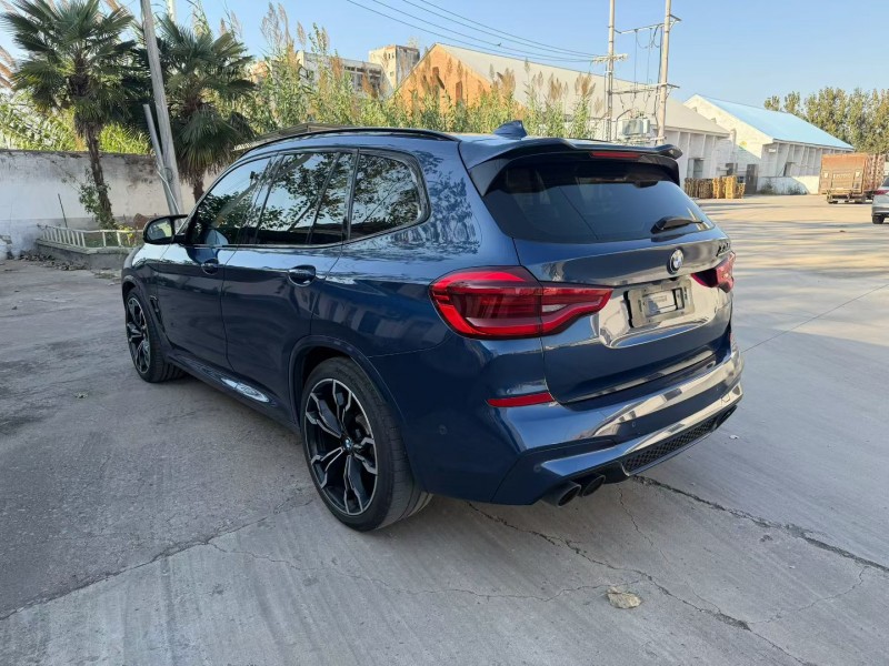 苏州20年宝马X39