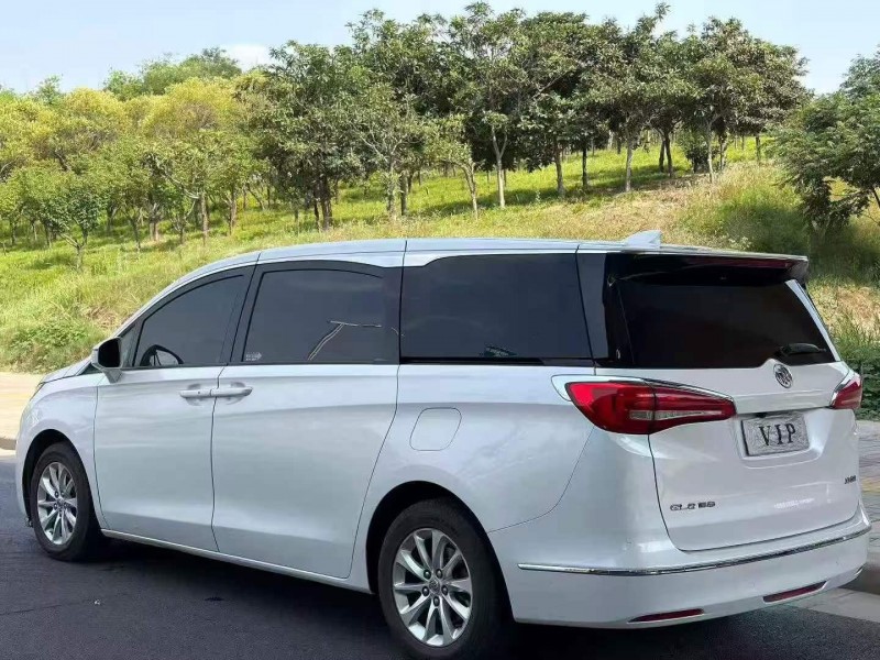 新乡18年别克GL88