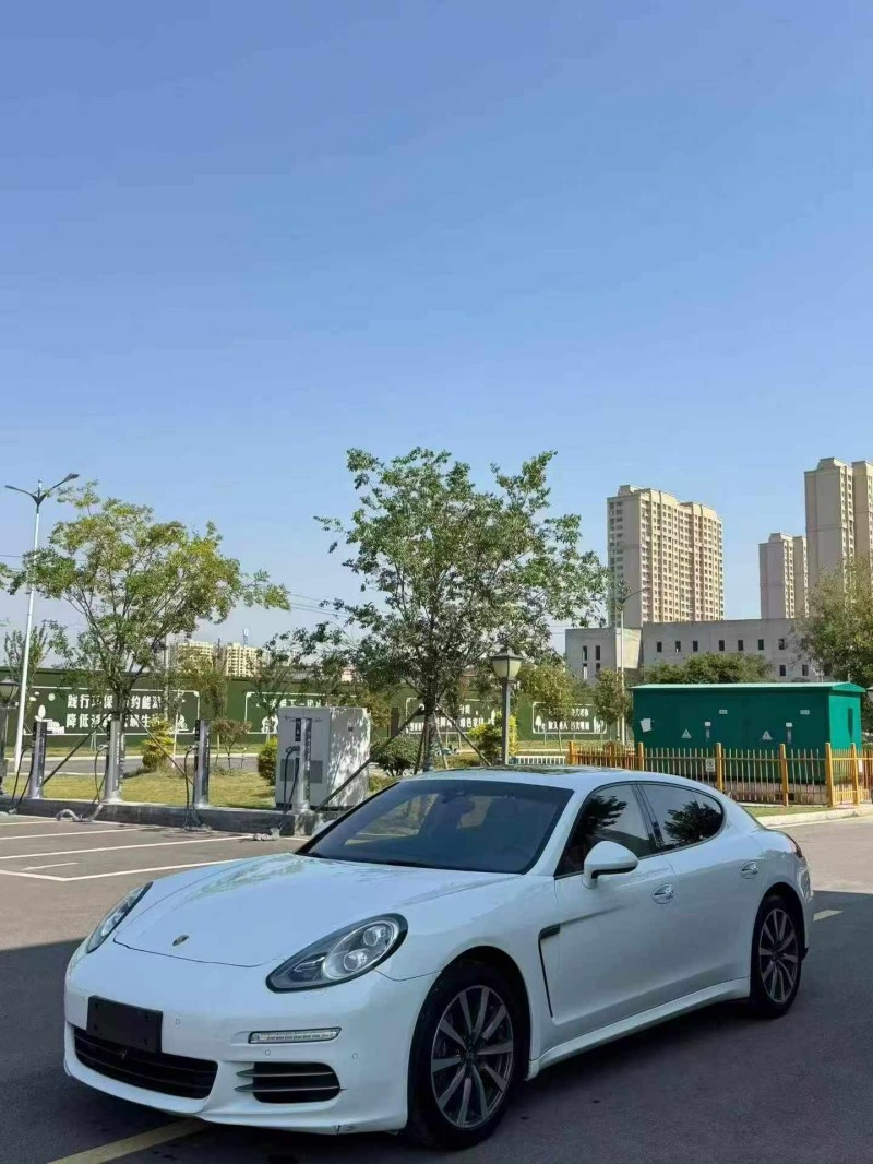 淄博16年保时捷帕拉梅拉3