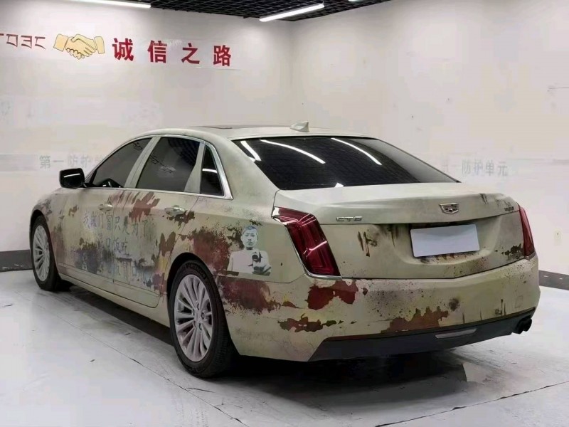 成都17年凯迪拉克CT64