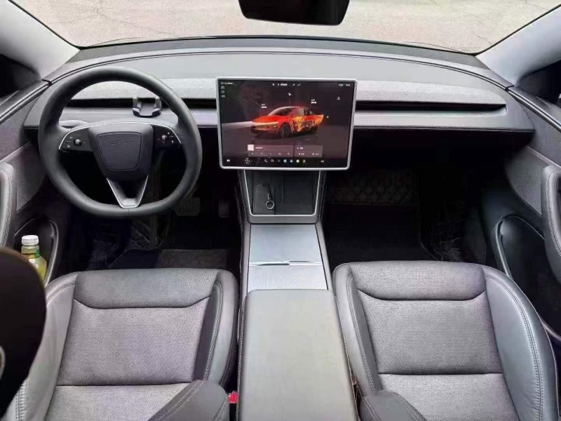 广州25年特斯拉MODEL Y7