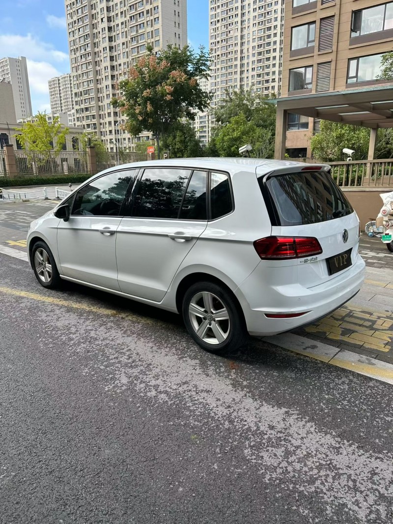 徐州18年大众高尔夫·嘉旅4