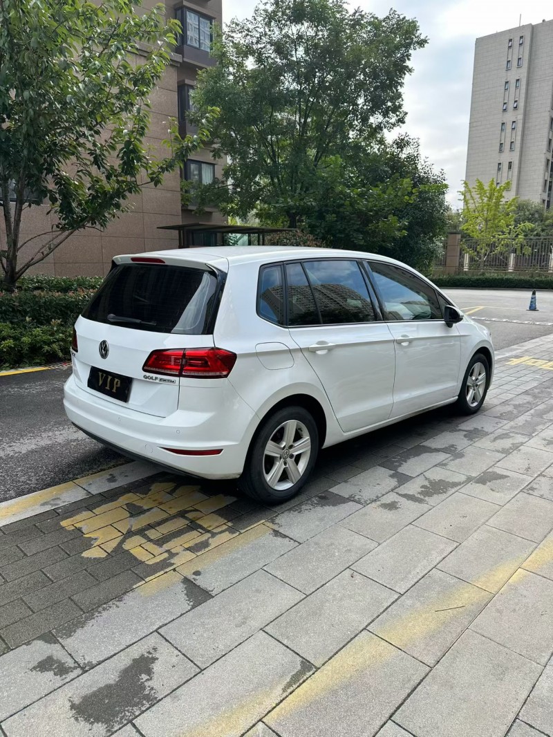 徐州18年大众高尔夫·嘉旅5