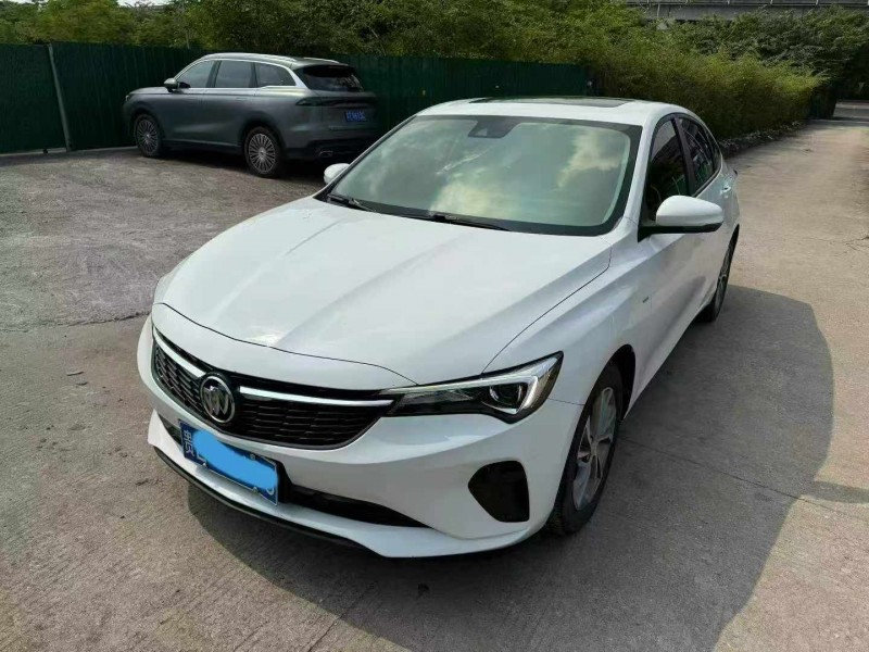 中山22年别克威朗4