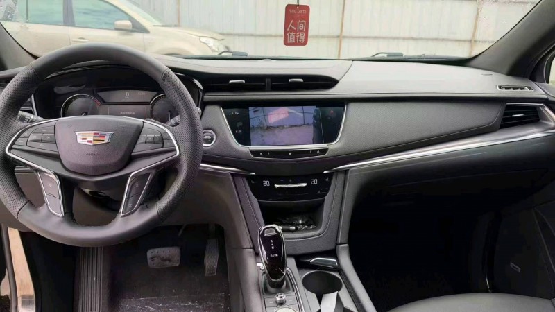 青岛20年凯迪拉克XT55