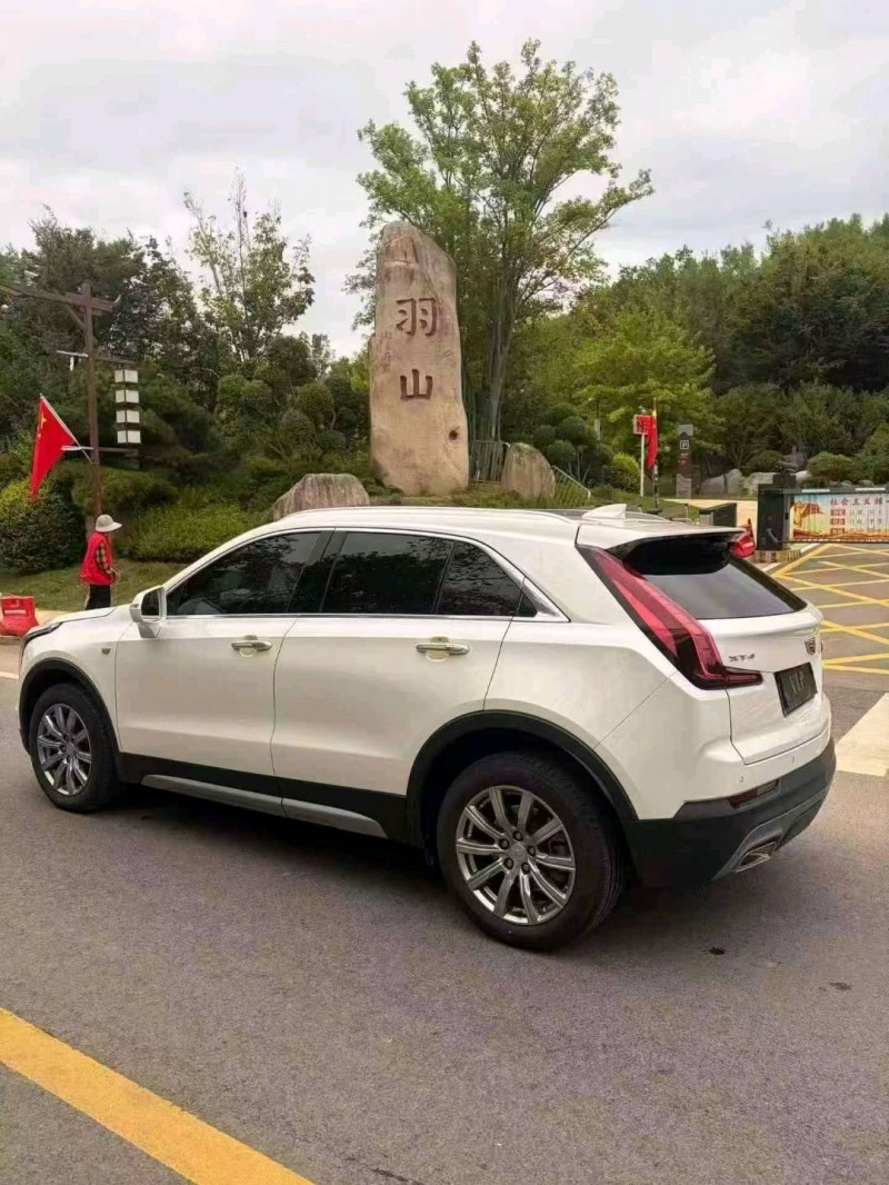 连云港21年凯迪拉克XT44