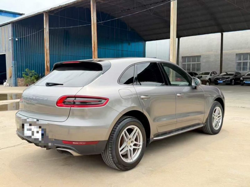 聊城17年保时捷Macan8