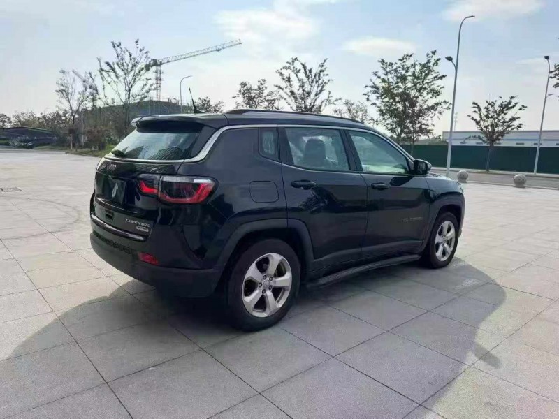 南通17年Jeep指南者8